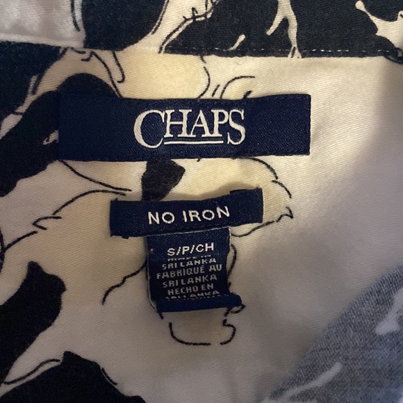Women's Chaps No-Iron Black & White Floral Button-Down Shirt Top Size Small EUC - Picture 6 of 6